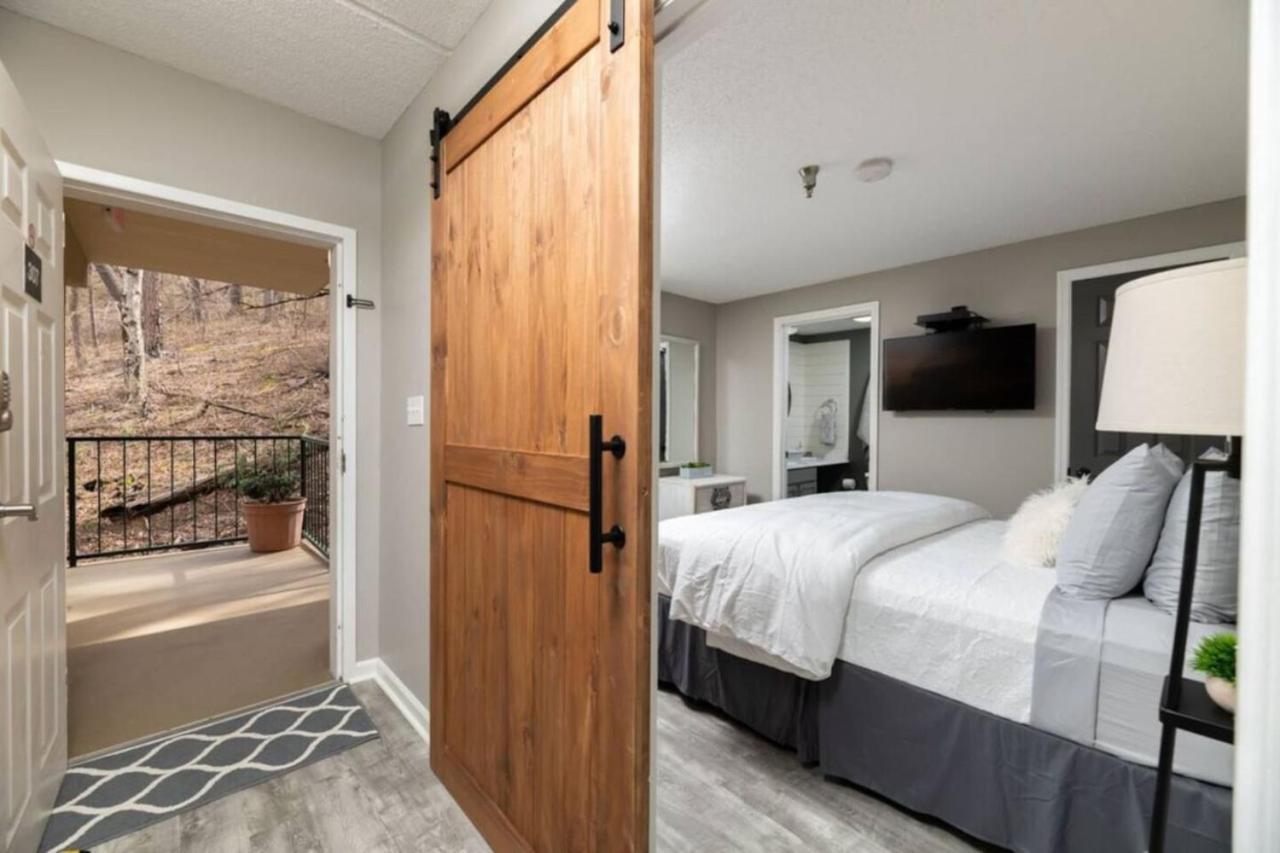 Gt307 Romantic Condo Downtown Gatlinburg & Pool Ngoại thất bức ảnh